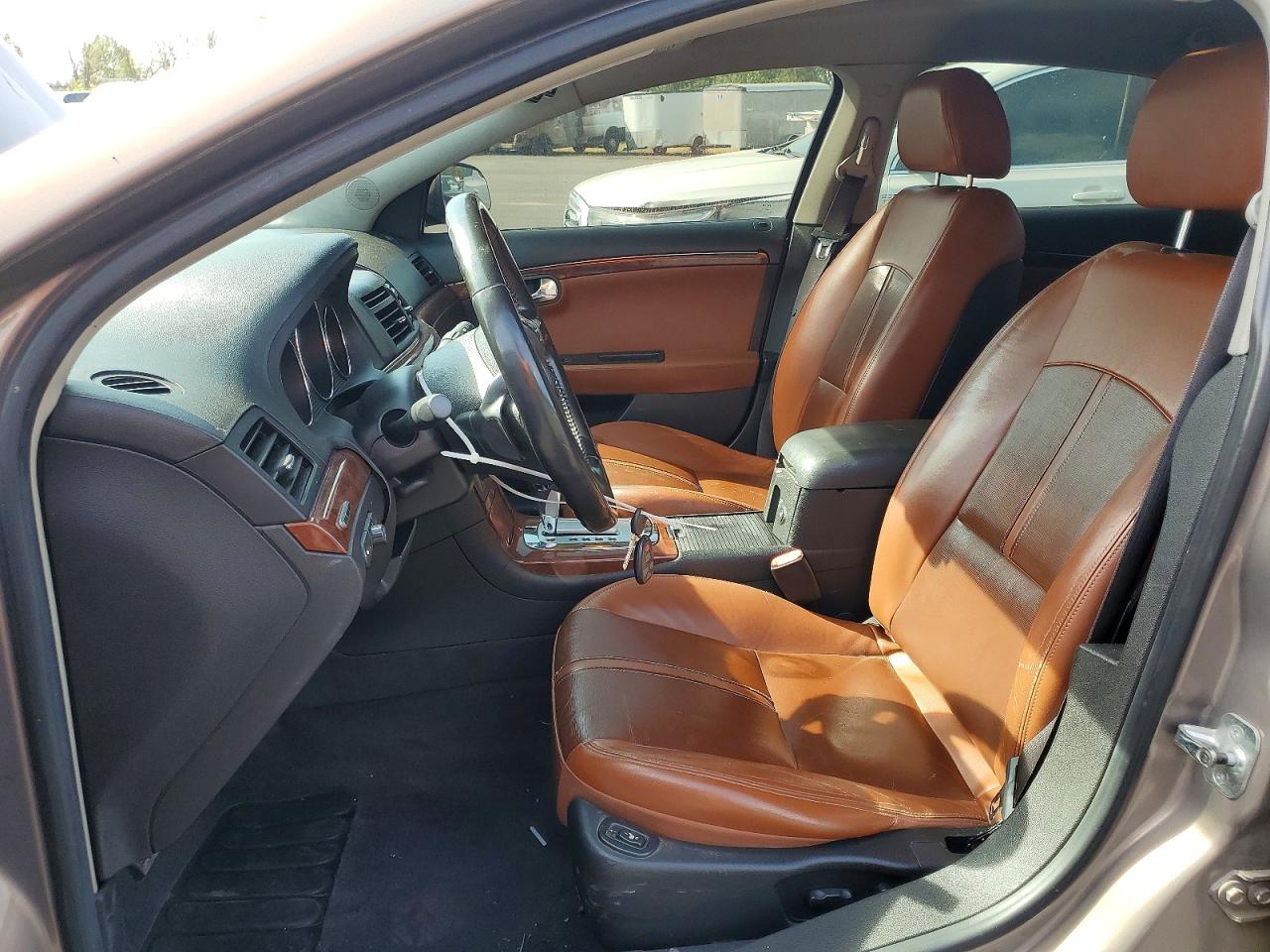 Saturn Aura Green Line
