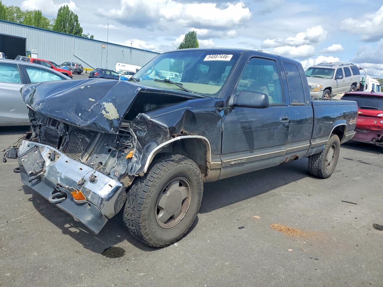 Salvage Chevrolet Gmt Image