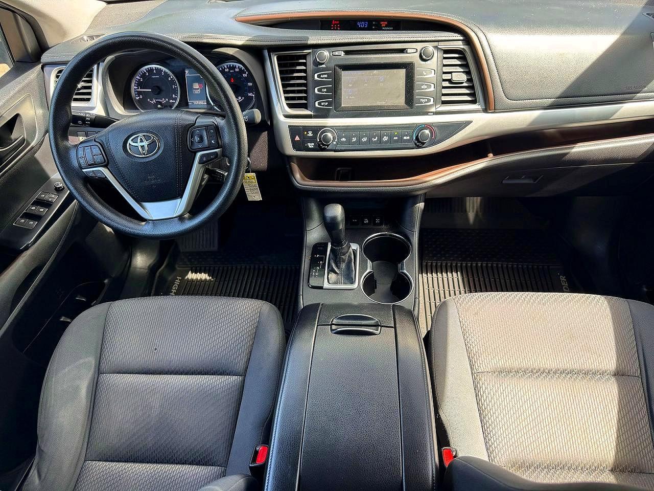Toyota Highlander Le