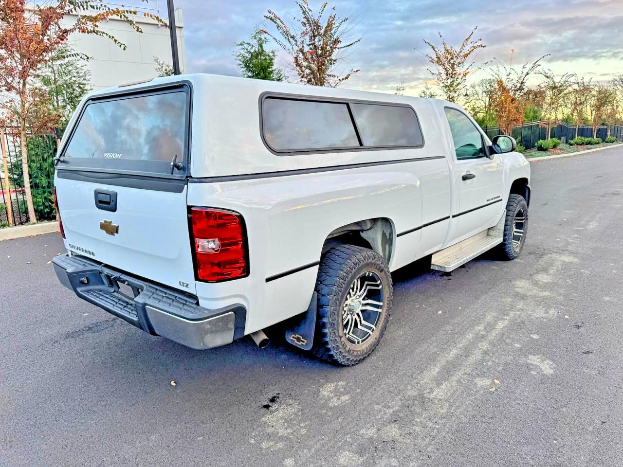 Chevrolet Silverado C1500