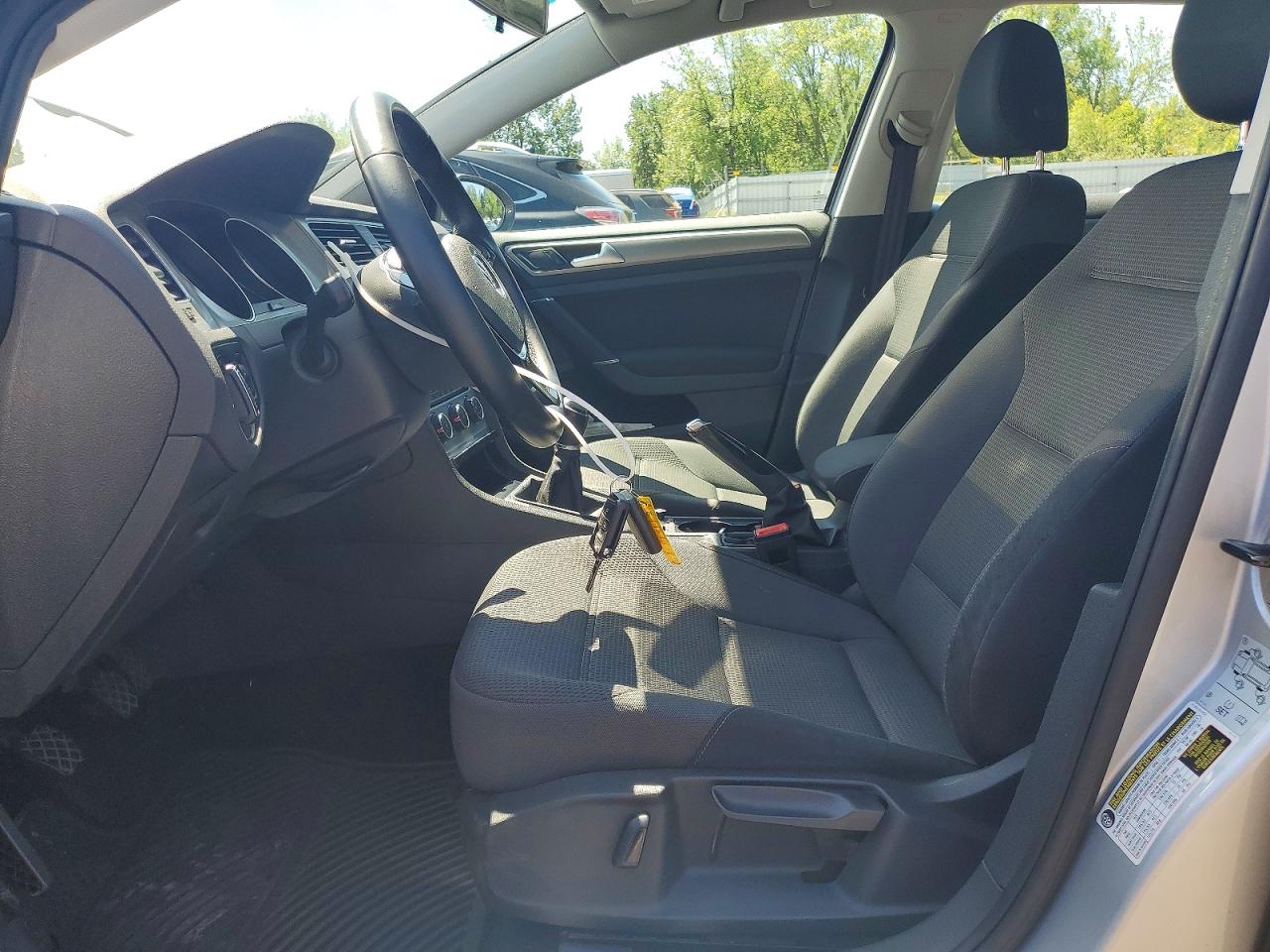 Volkswagen Golf S