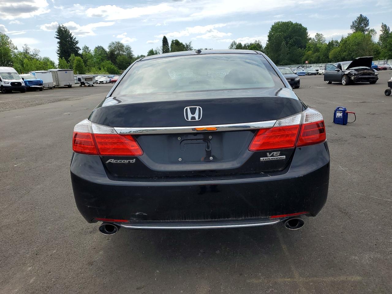 Honda Accord Touring