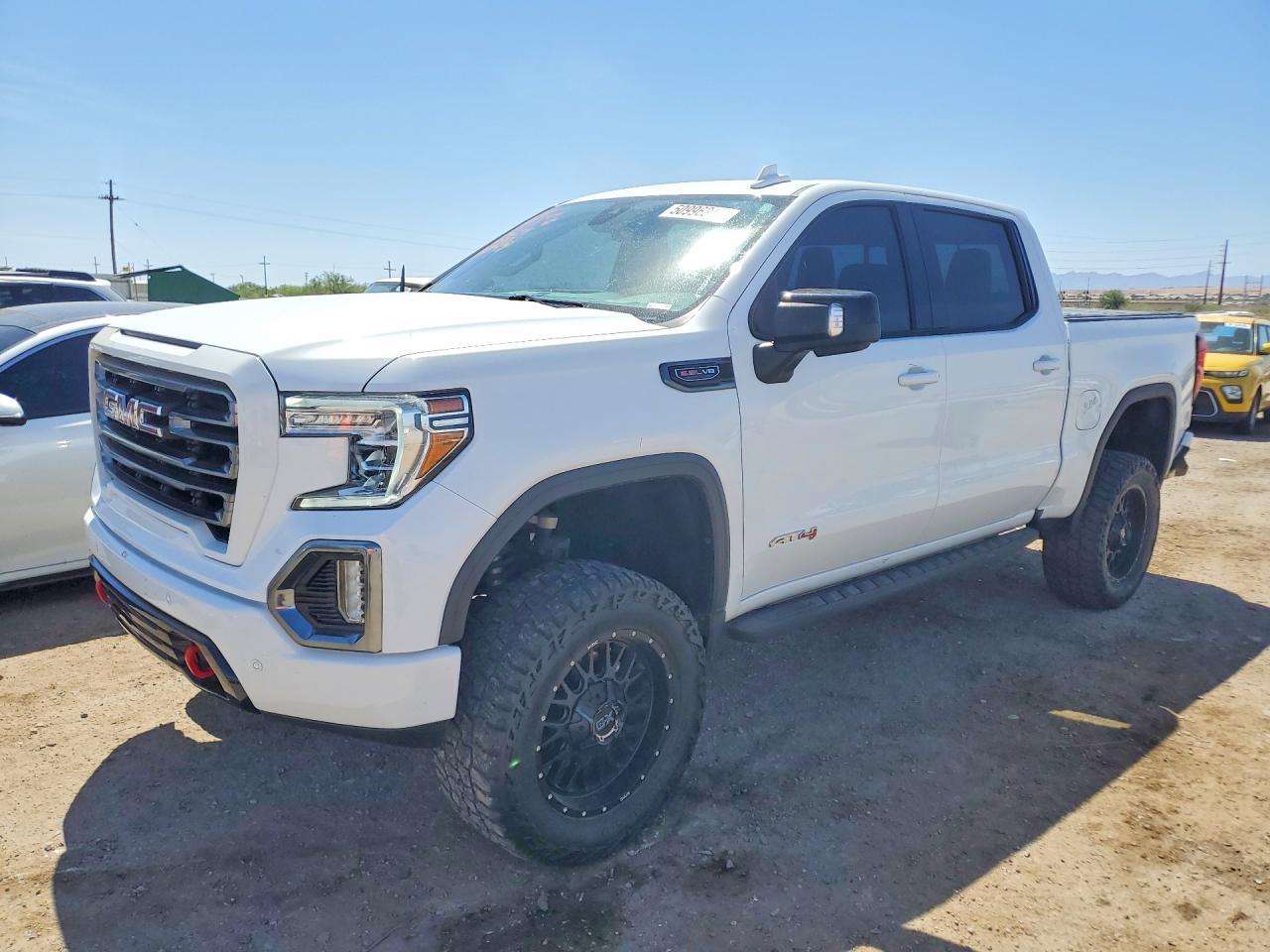 Salvage GMC Sierra Image