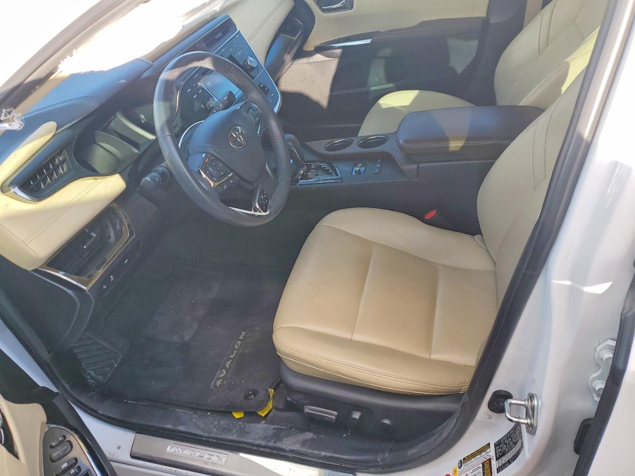 Toyota Avalon Xle
