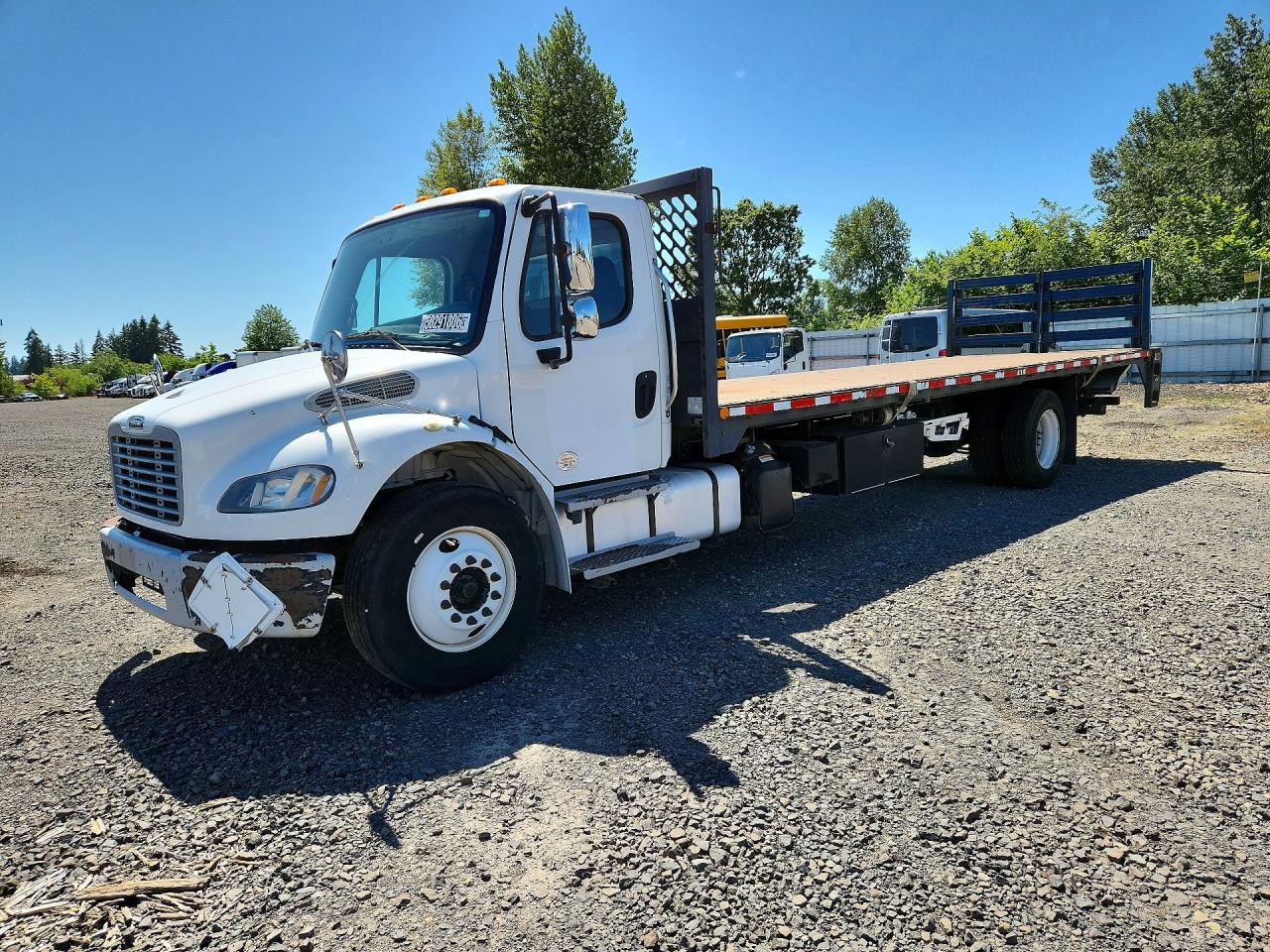 Salvage Freightliner M2 Image