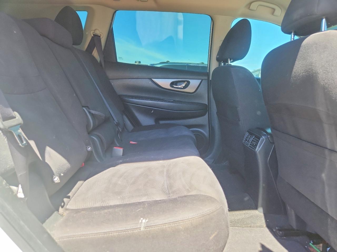 Nissan Rogue Sv
