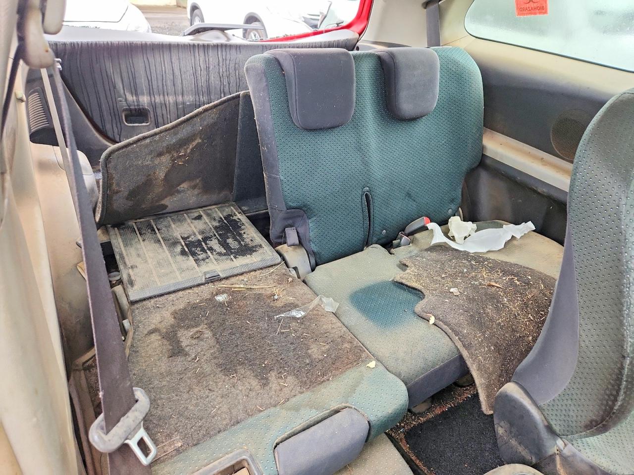 Toyota Yaris Base