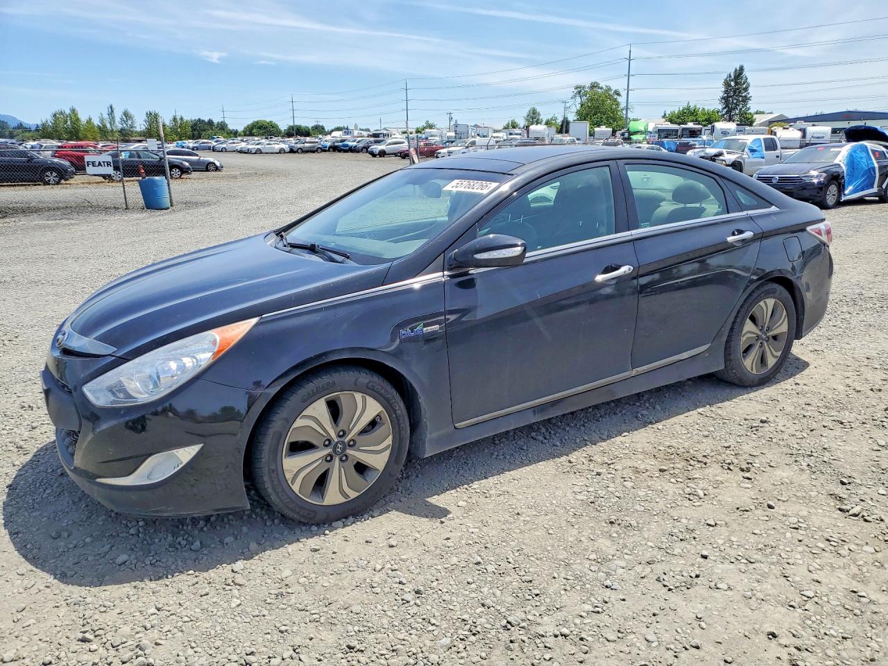 Salvage Hyundai SONATA Image