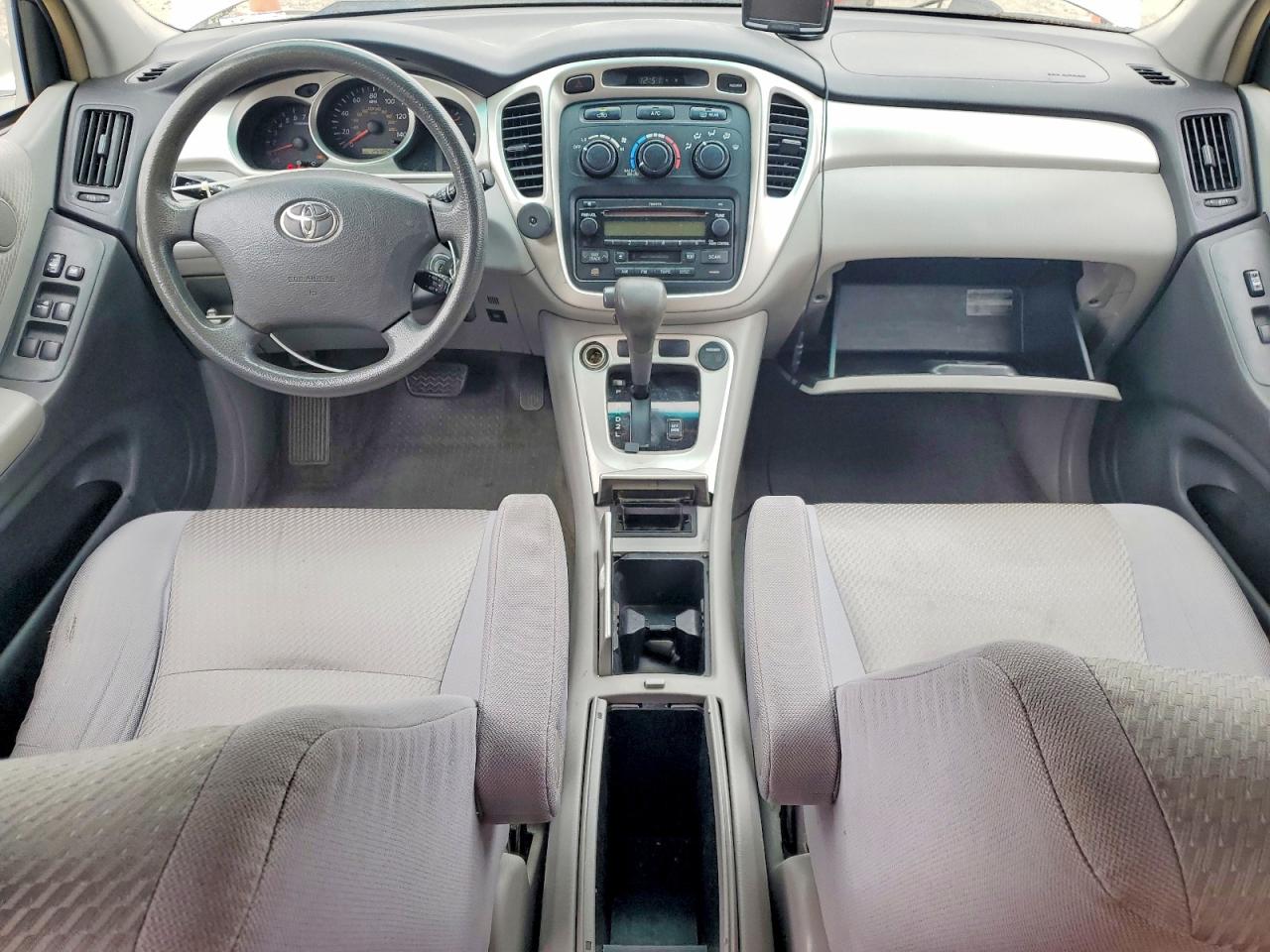 Toyota Highlander Base