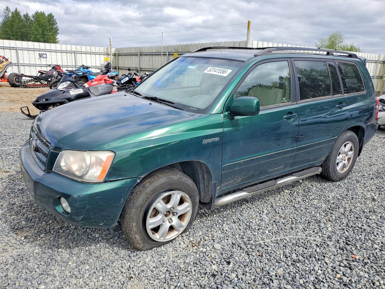 Salvage Toyota Highlander Image