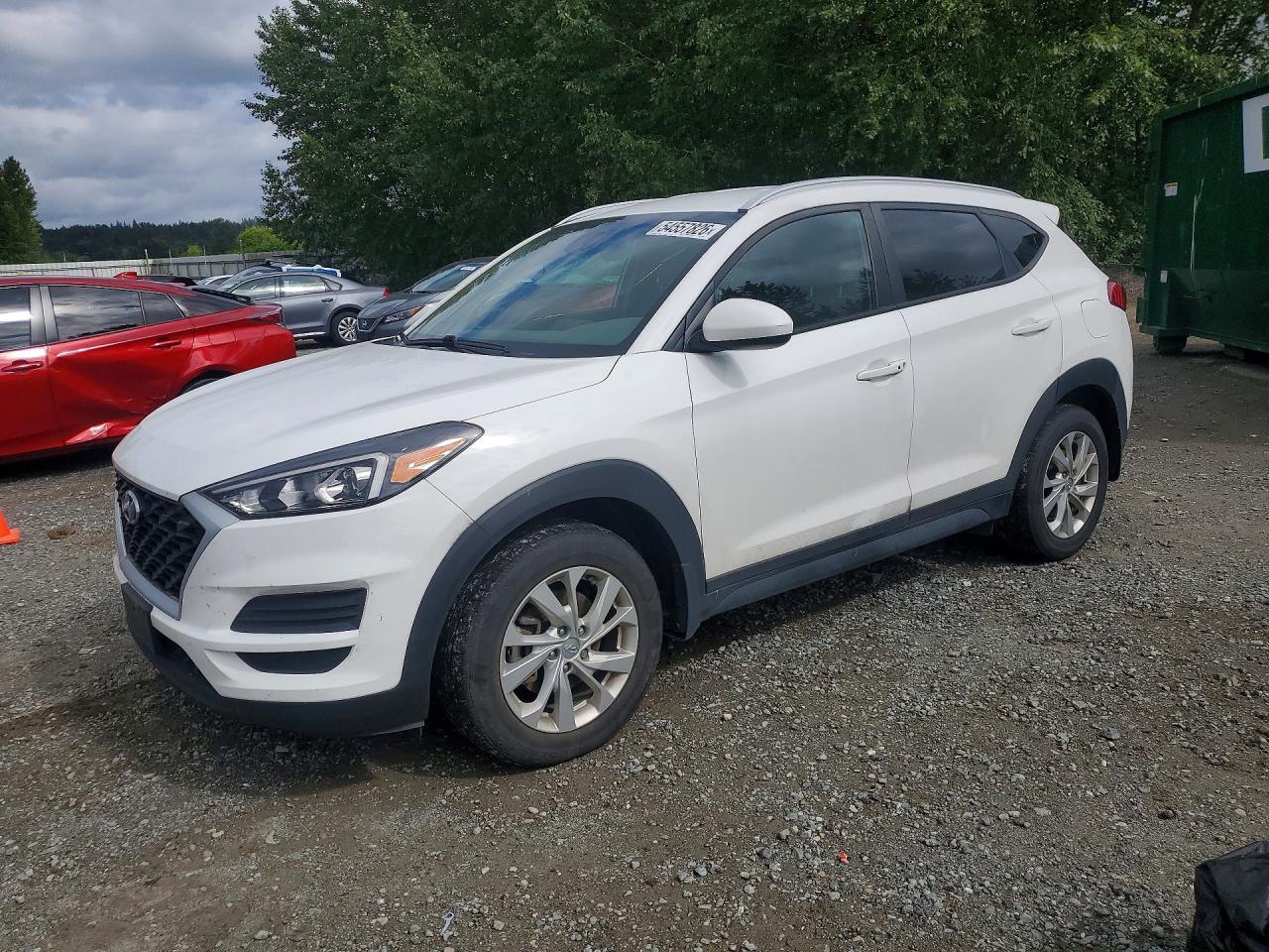Salvage Hyundai TUCSON Image
