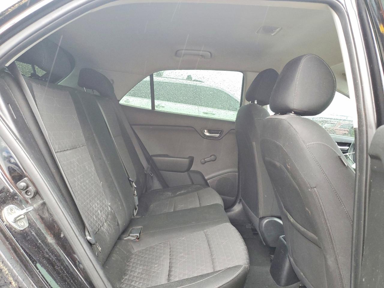 Kia Rio Lx