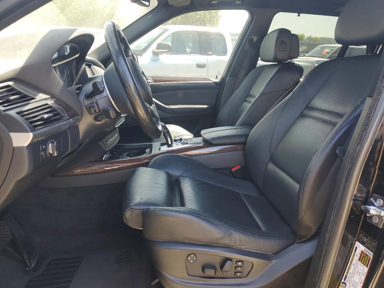 BMW X Series 4.8i