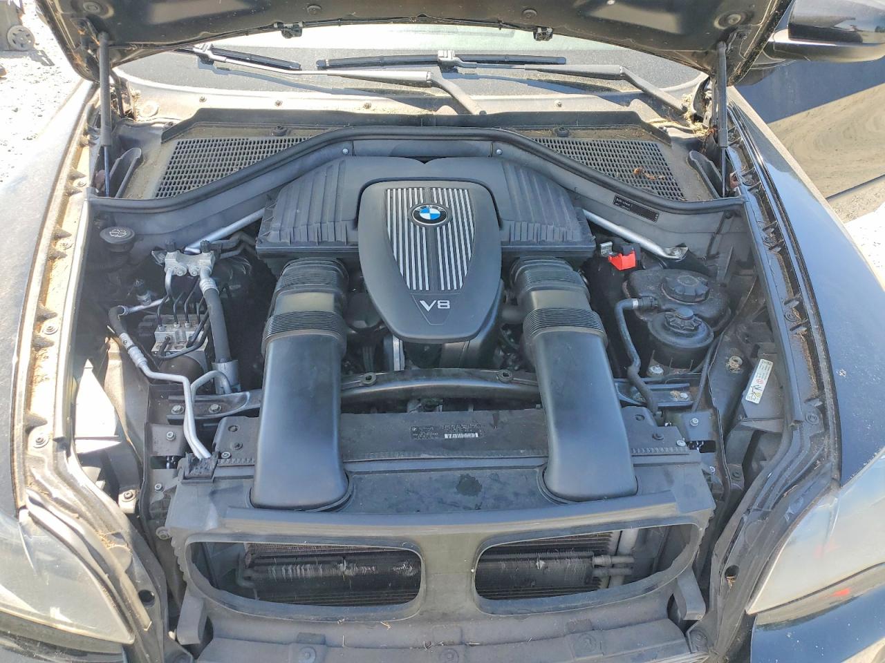 BMW X Series 4.8i
