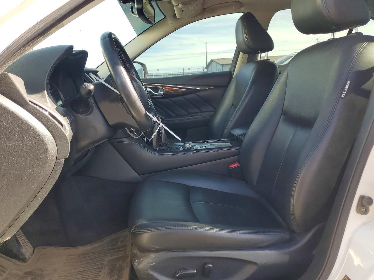 INFINITI Q50 3.0t L 3.0t Luxe