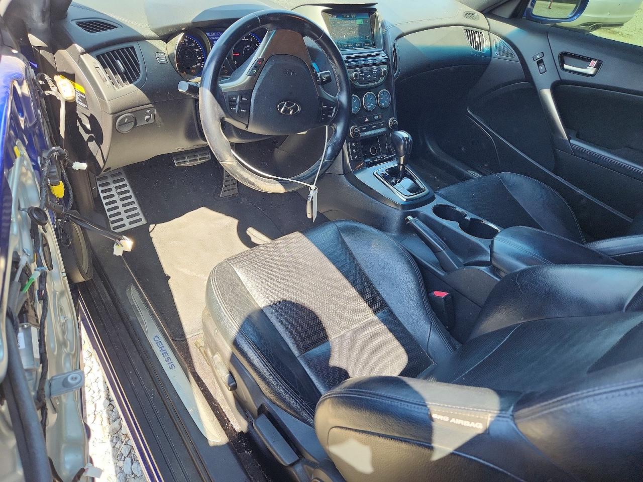 Hyundai Genesis 3.8l