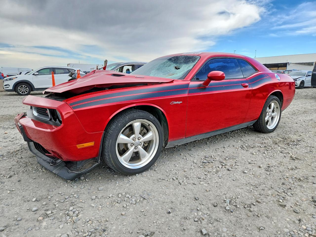 Salvage Dodge Challenger Image