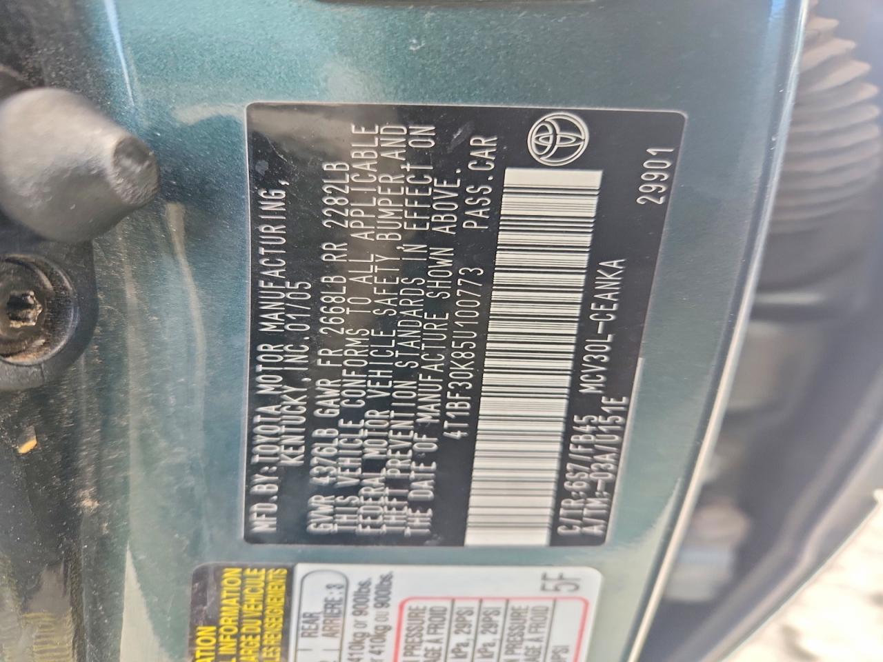Toyota Camry Le V6