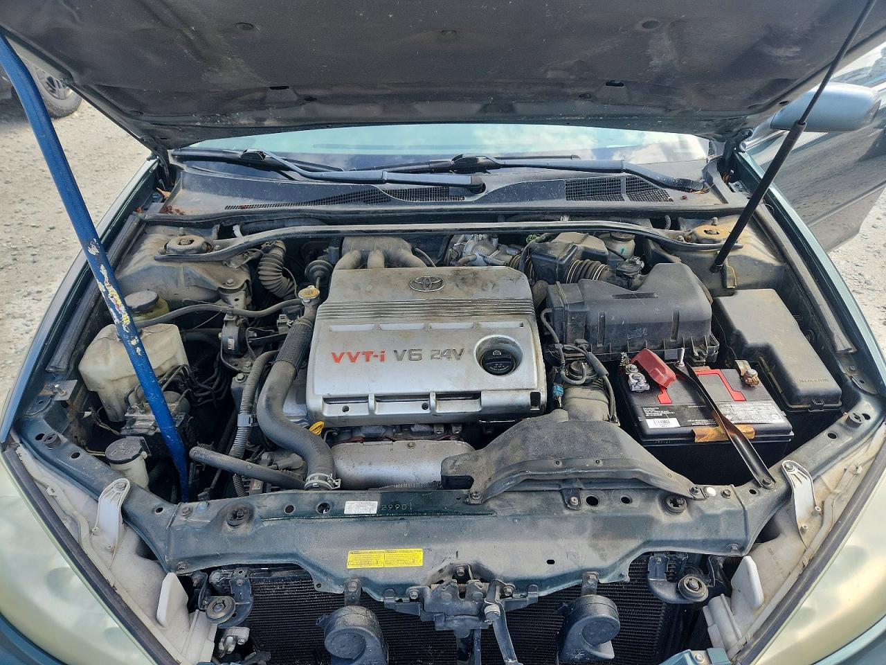 Toyota Camry Le V6