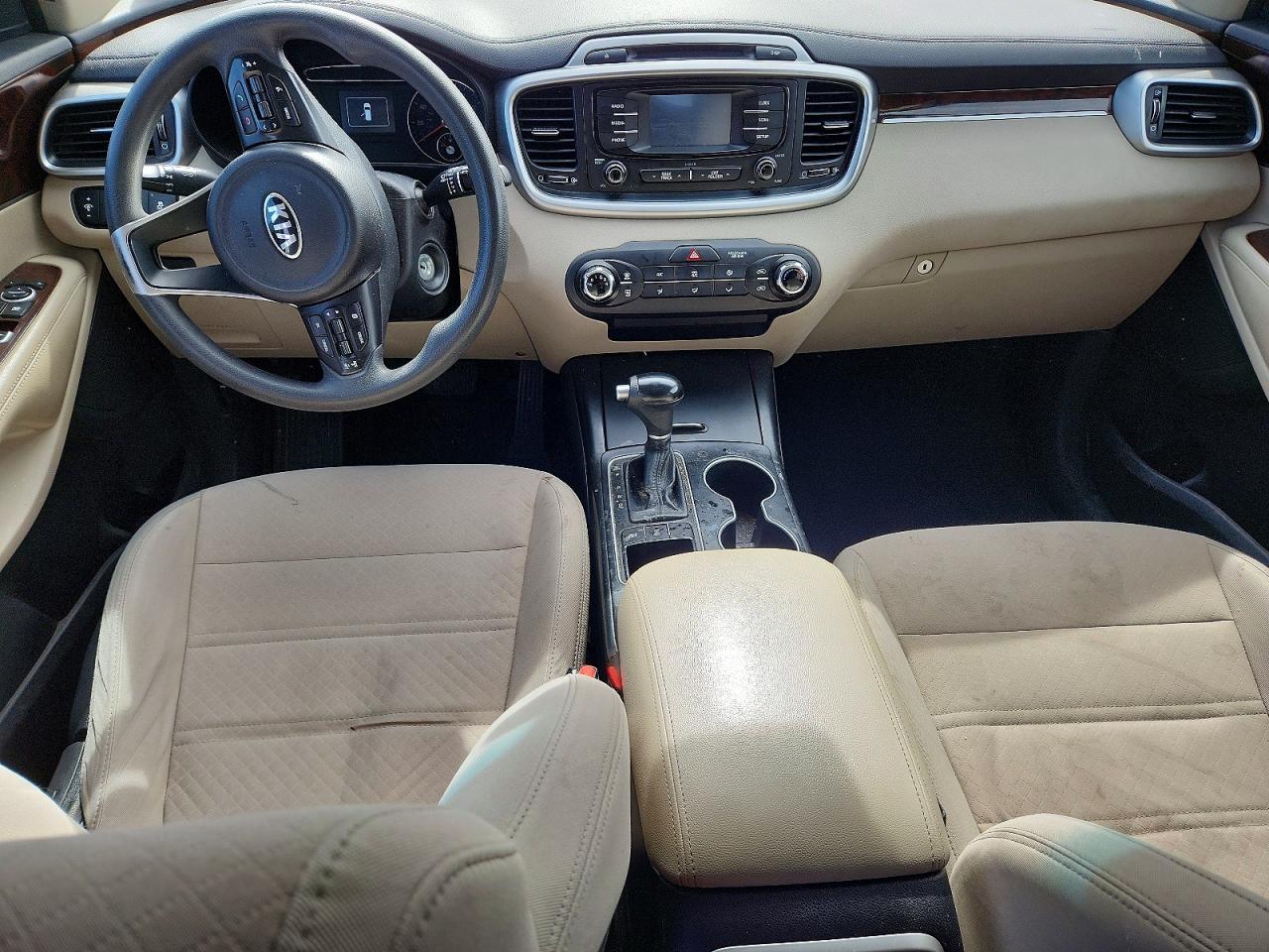 Kia Sorento Lx V6