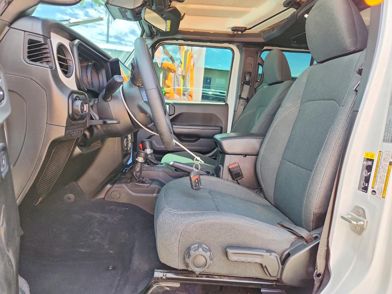 Jeep Wrangler Sport
