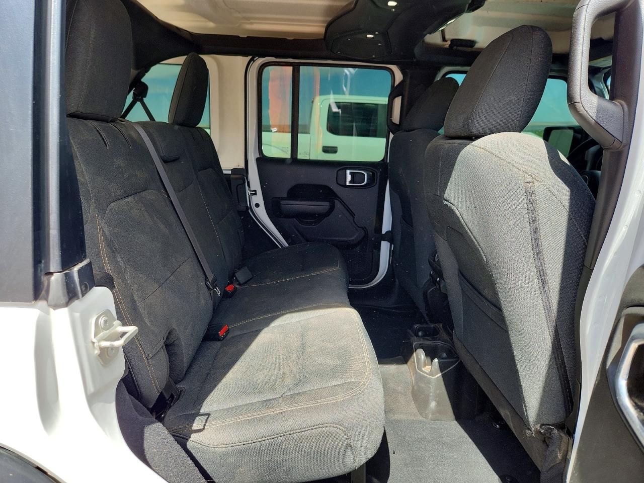 Jeep Wrangler Sport