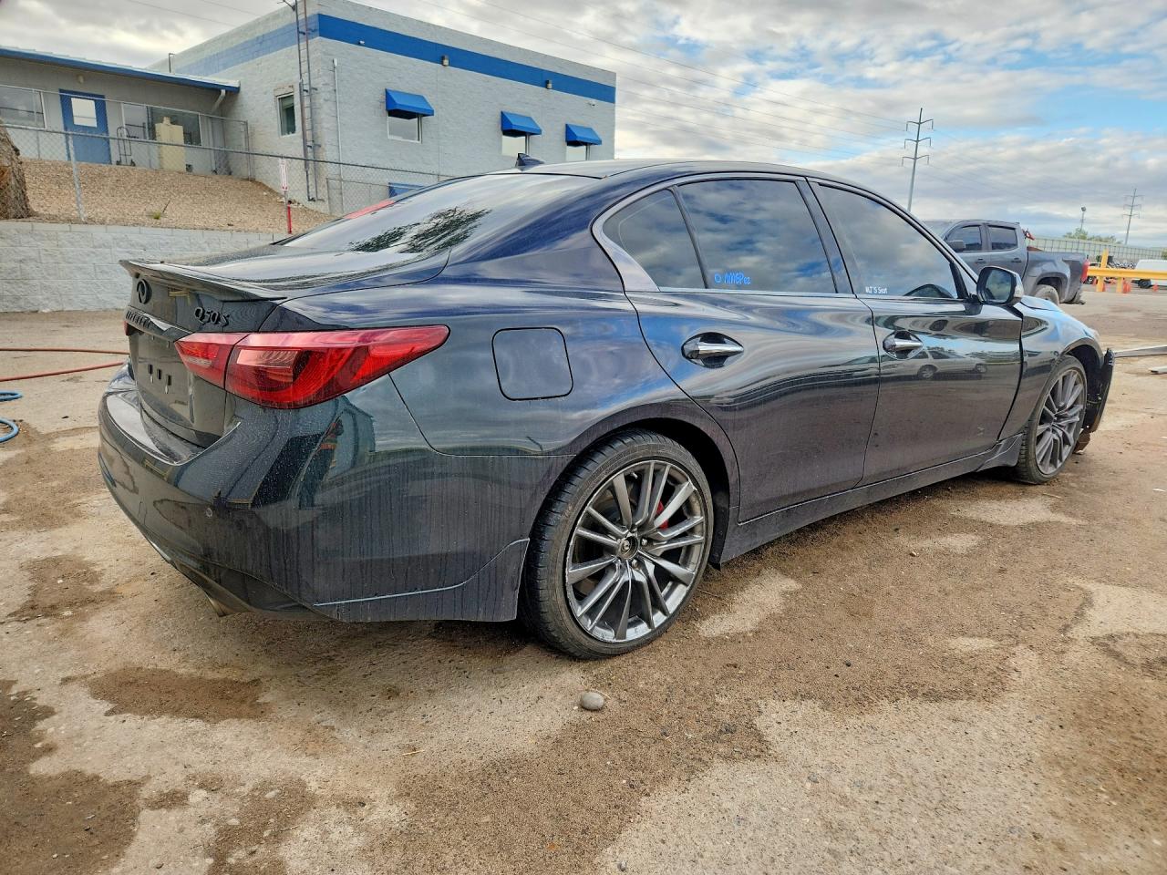 INFINITI Q50 Red Sport 400