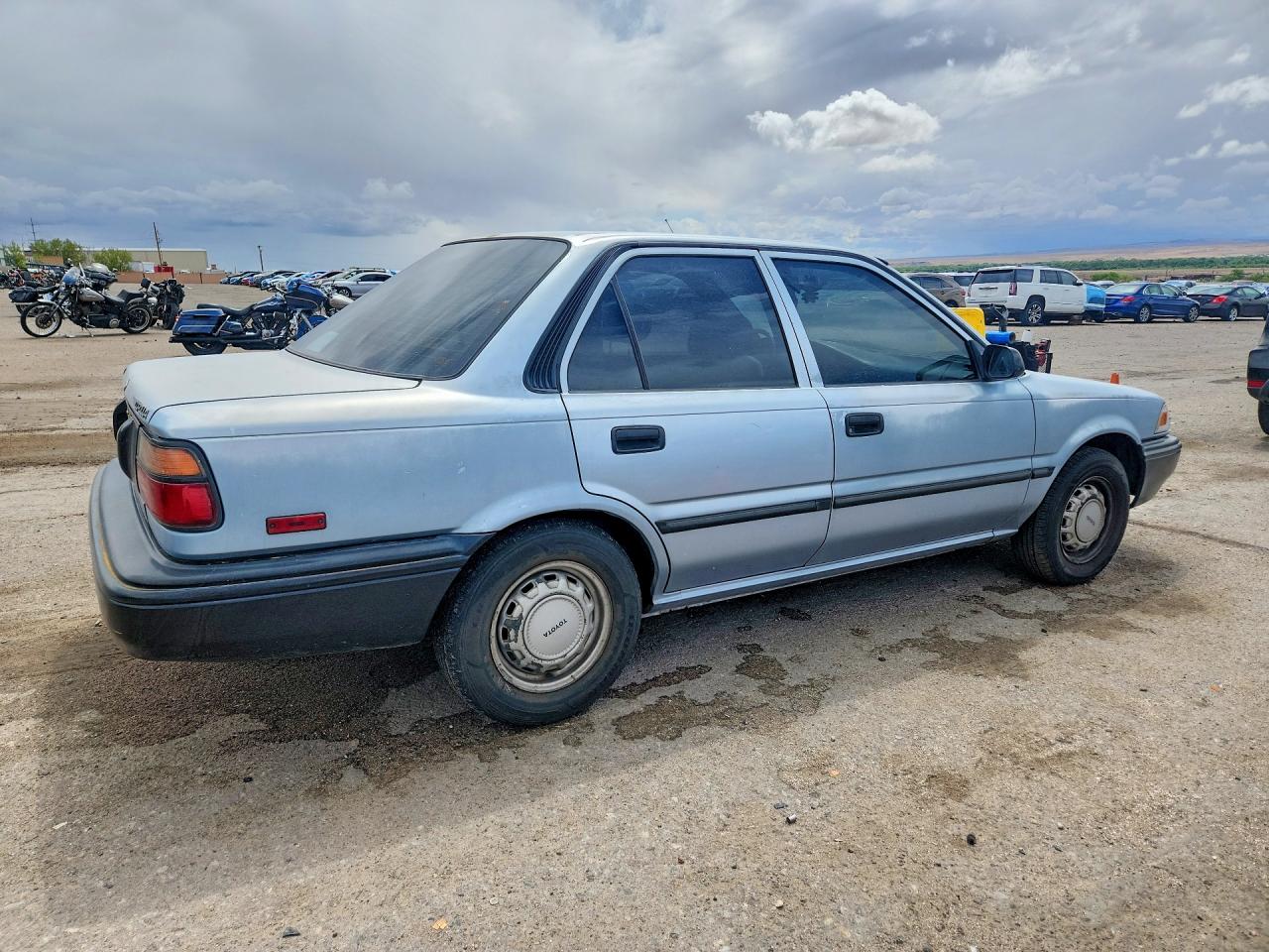 Toyota Corolla Dlx