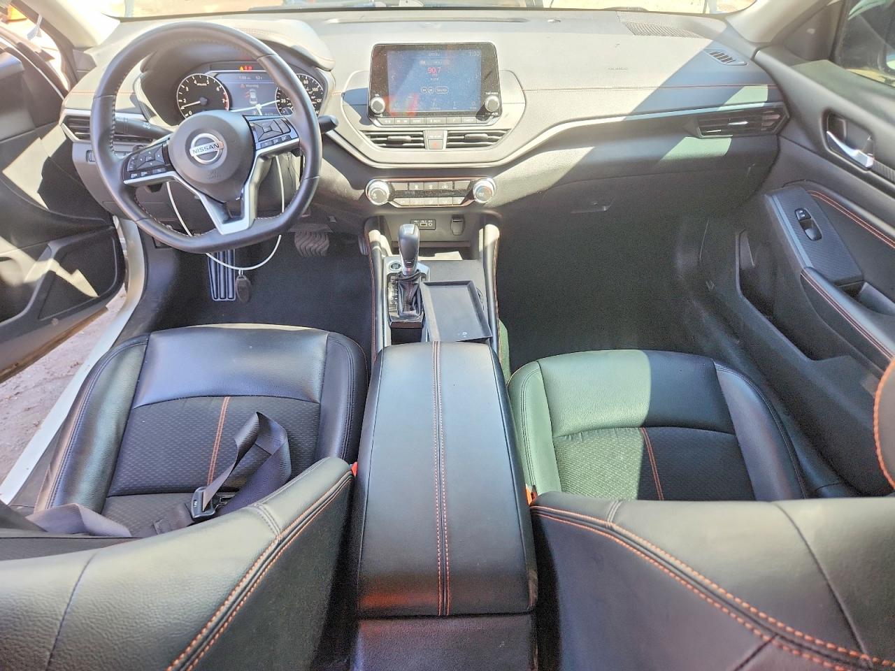 Nissan Altima Sr