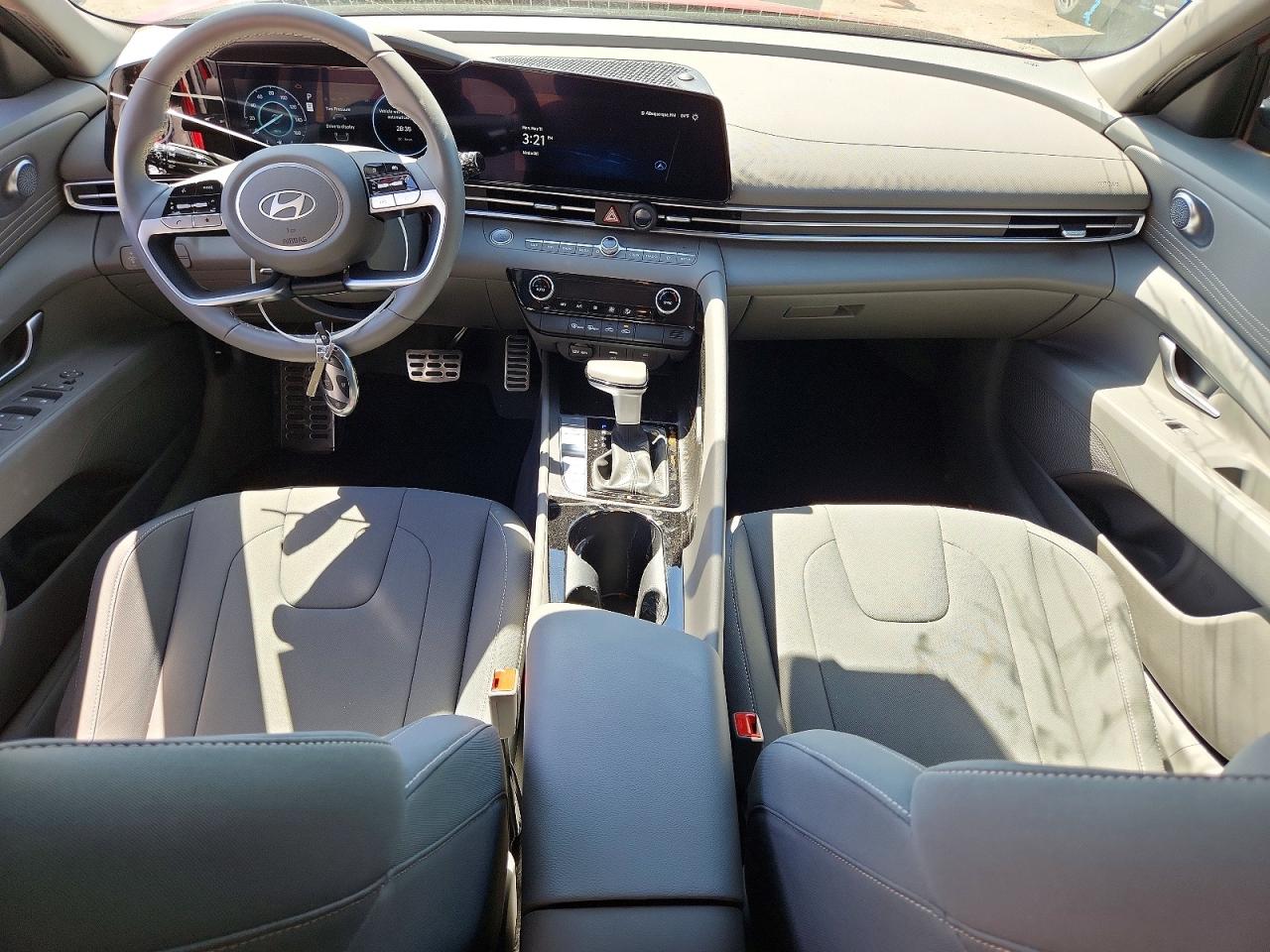 Hyundai ELANTRA Sel Sport