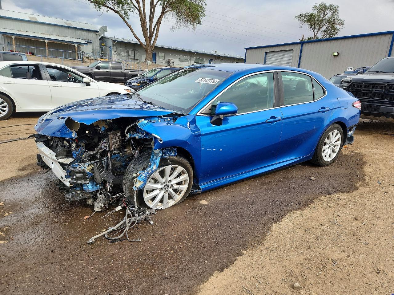 Salvage Toyota Camry Image