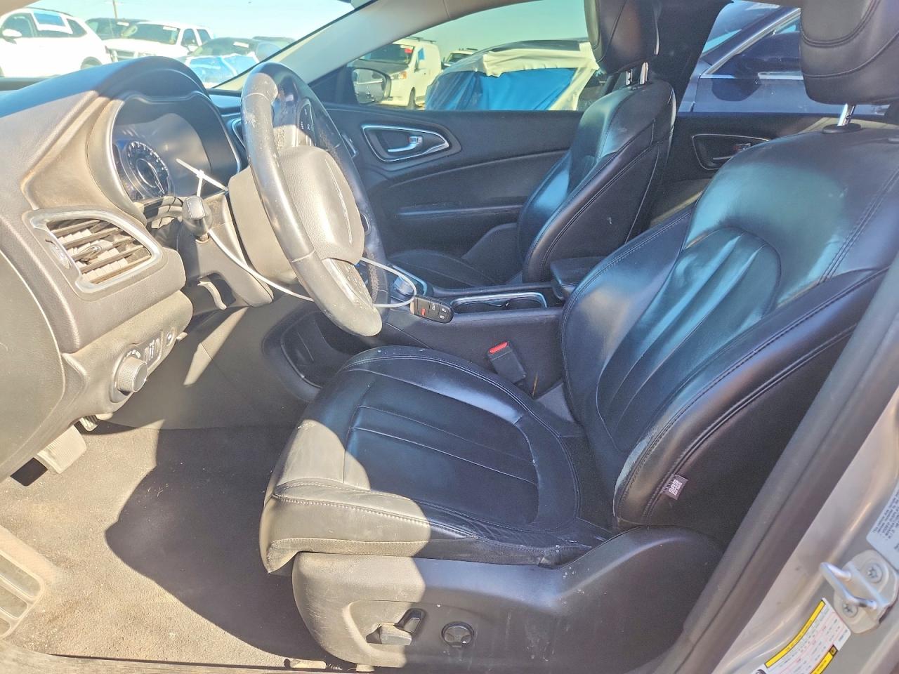 Chrysler 200 Limited