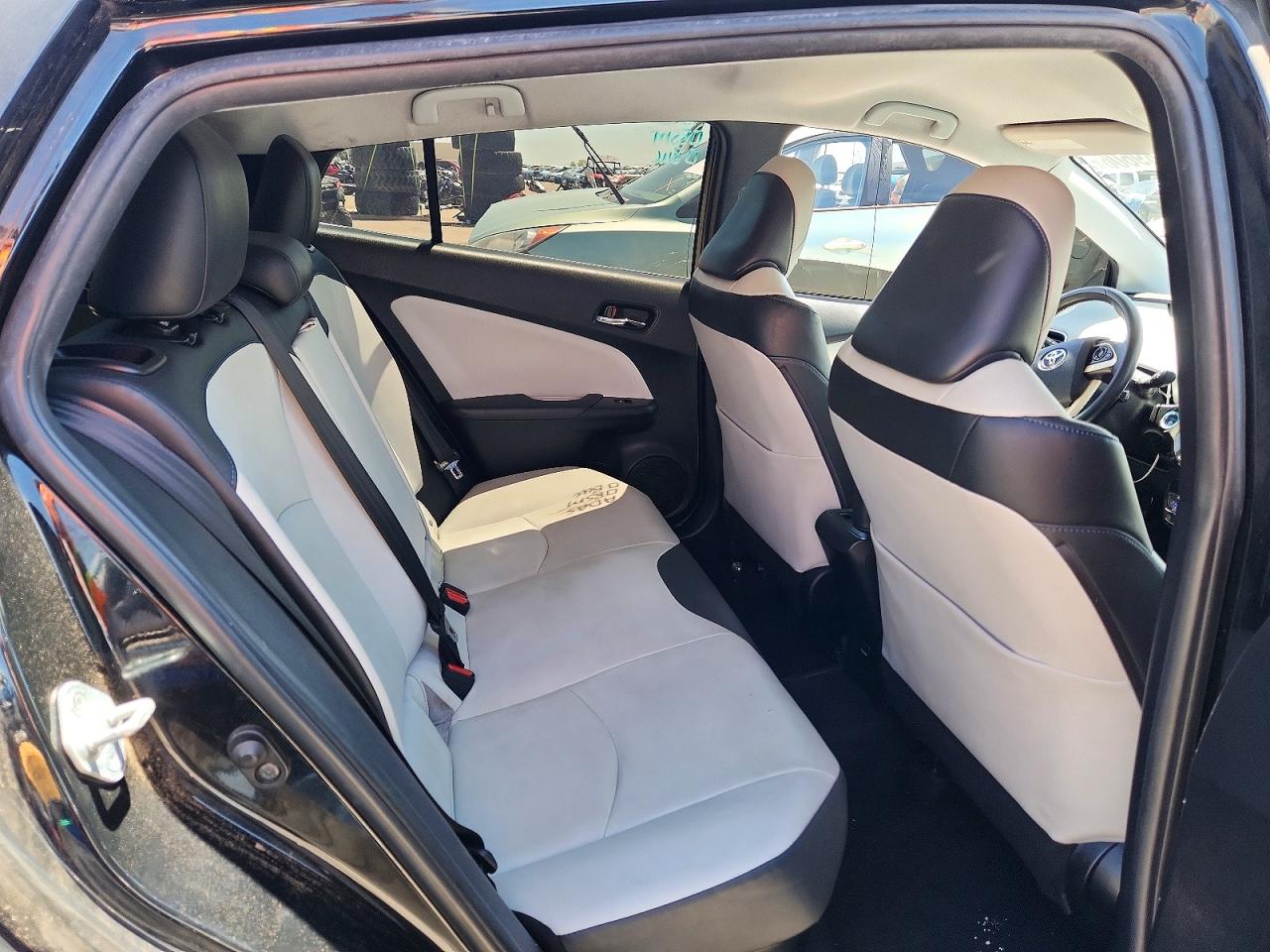Toyota Prius Four Touring