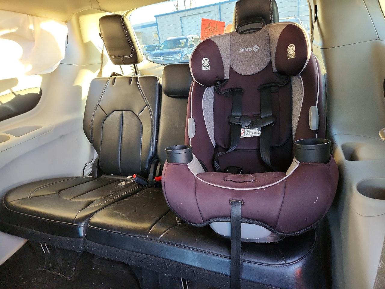 Chrysler Minivan Lxi