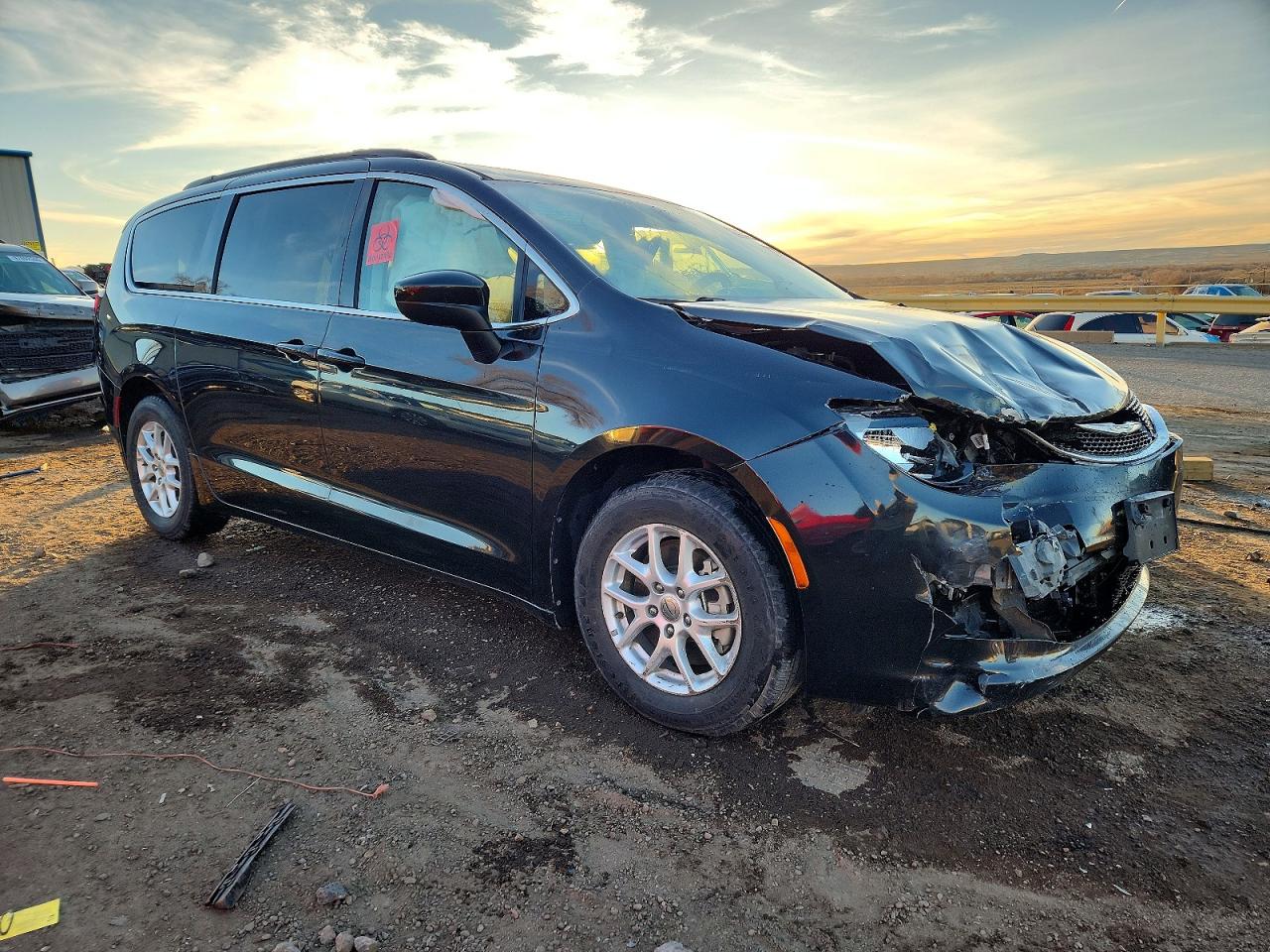 Chrysler Minivan Lxi