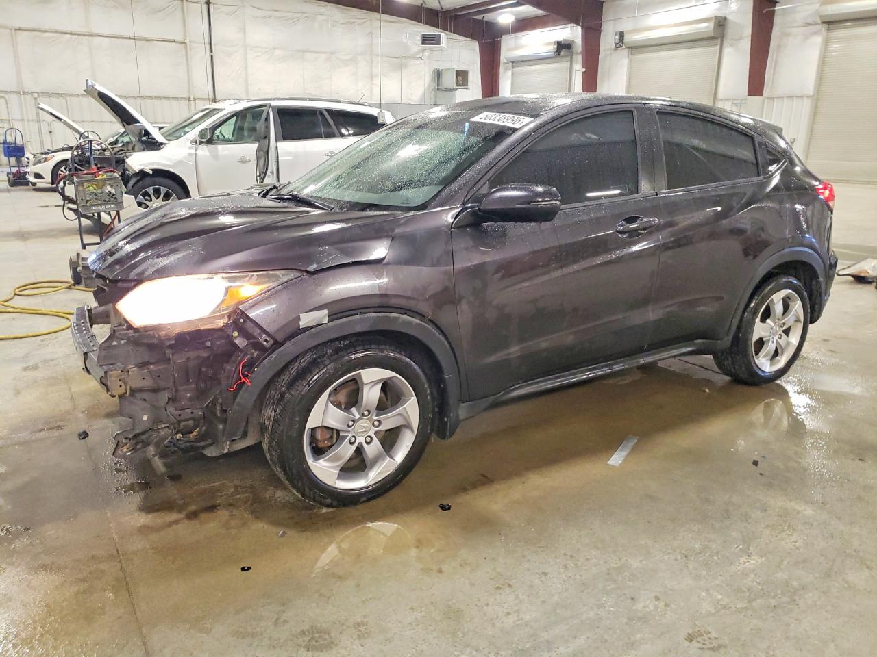 Salvage Honda HR-V Image