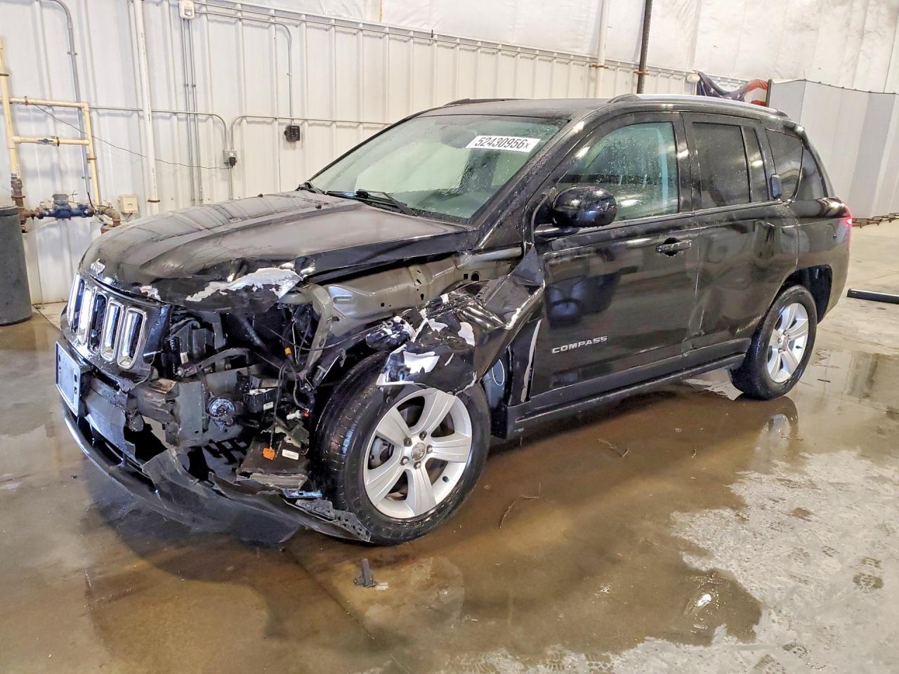 Salvage Jeep Compass Image