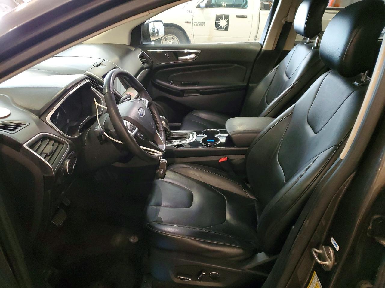 Ford Edge Titanium