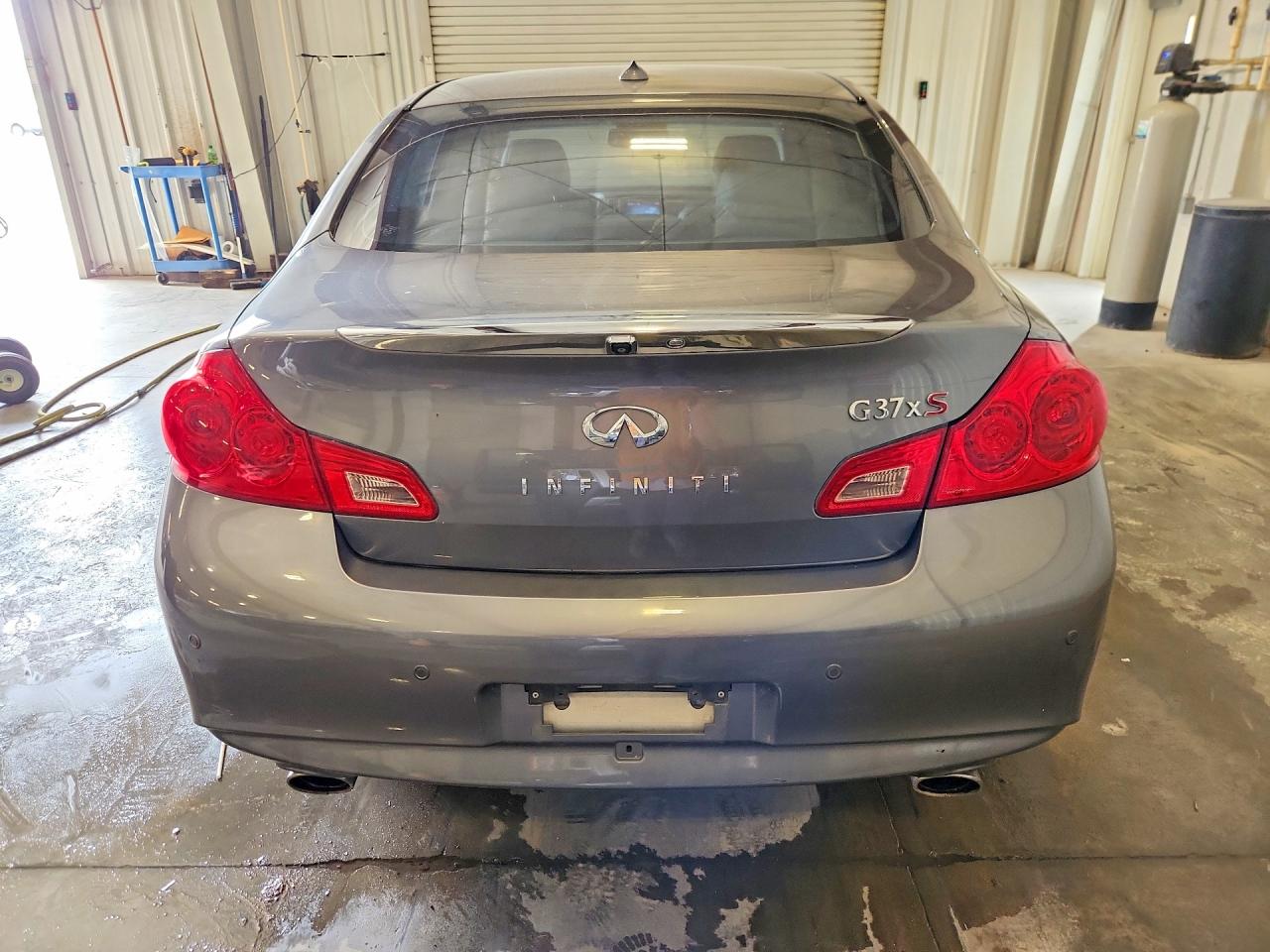 INFINITI G37