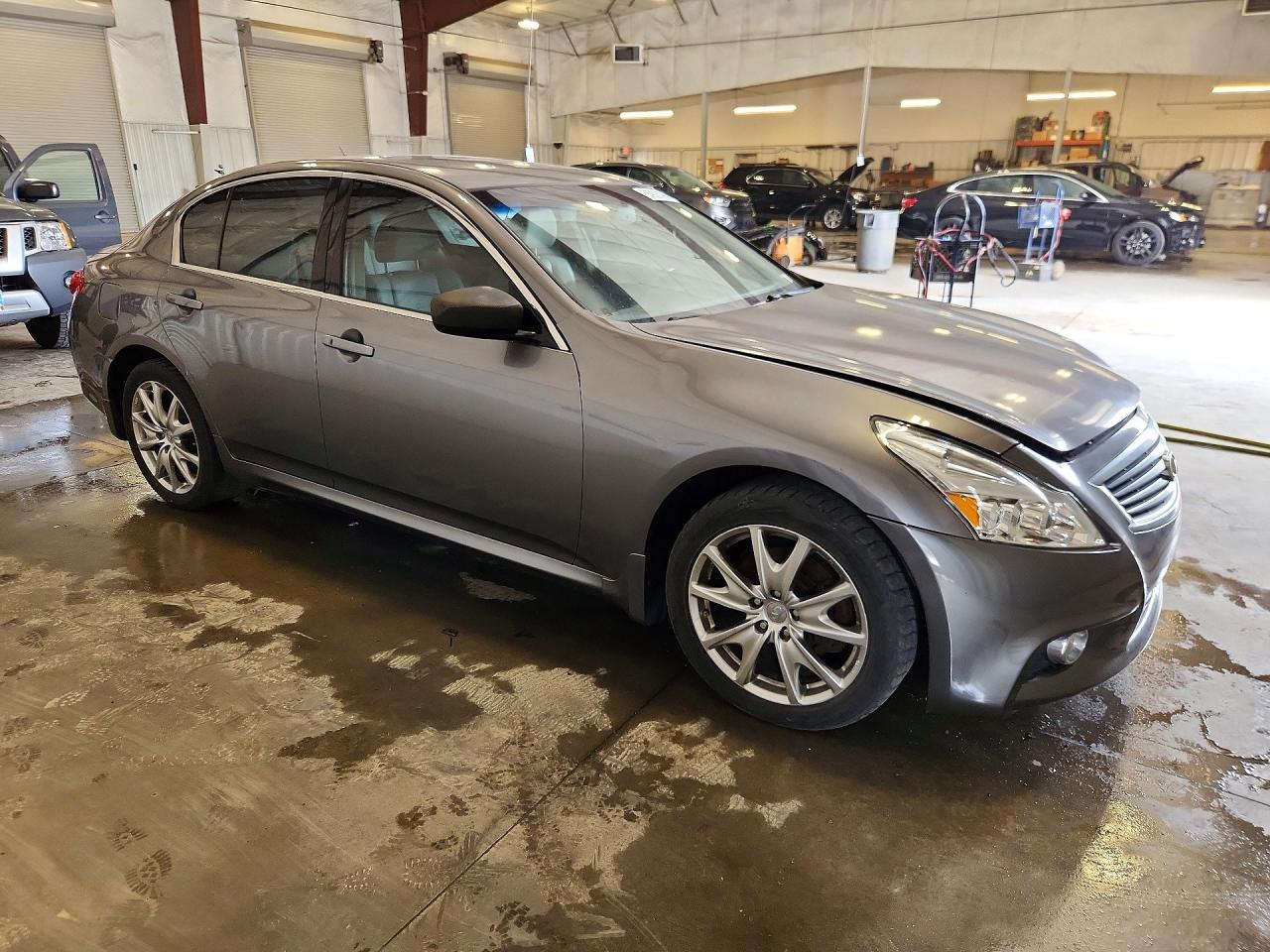 INFINITI G37