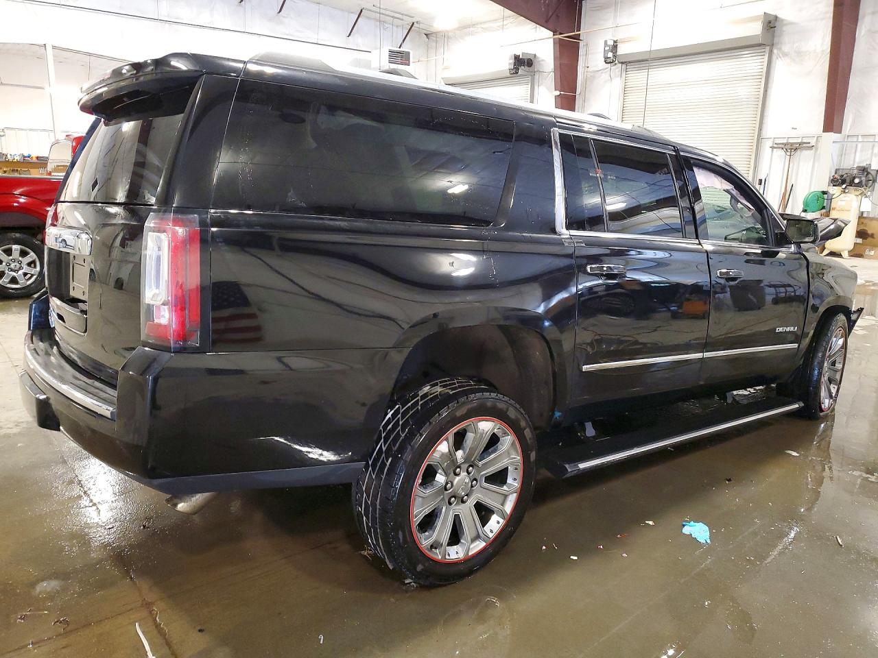 GMC Yukon Denali