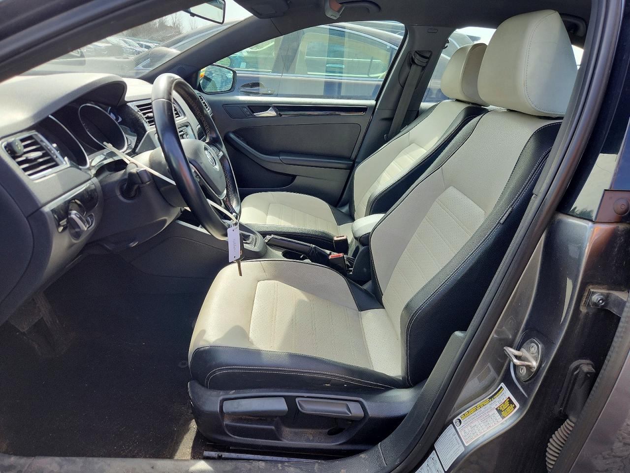 Volkswagen Jetta Se