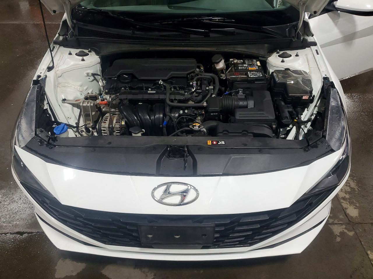 Hyundai ELANTRA Sel