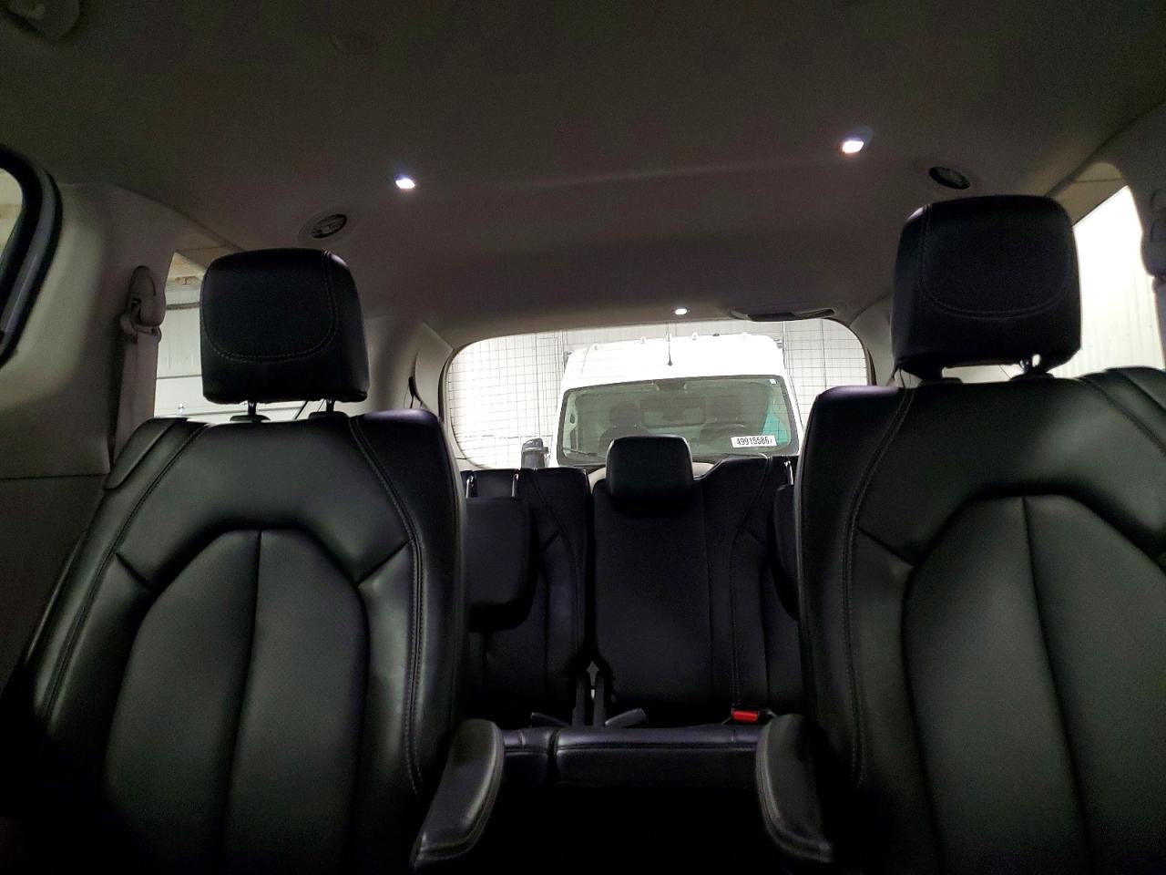 Chrysler Pacifica Touring L