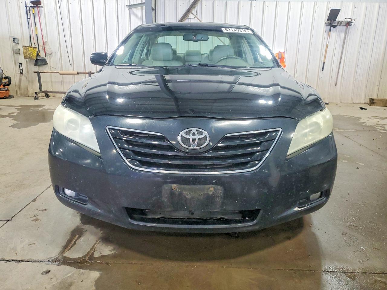 Toyota Camry Xle V6
