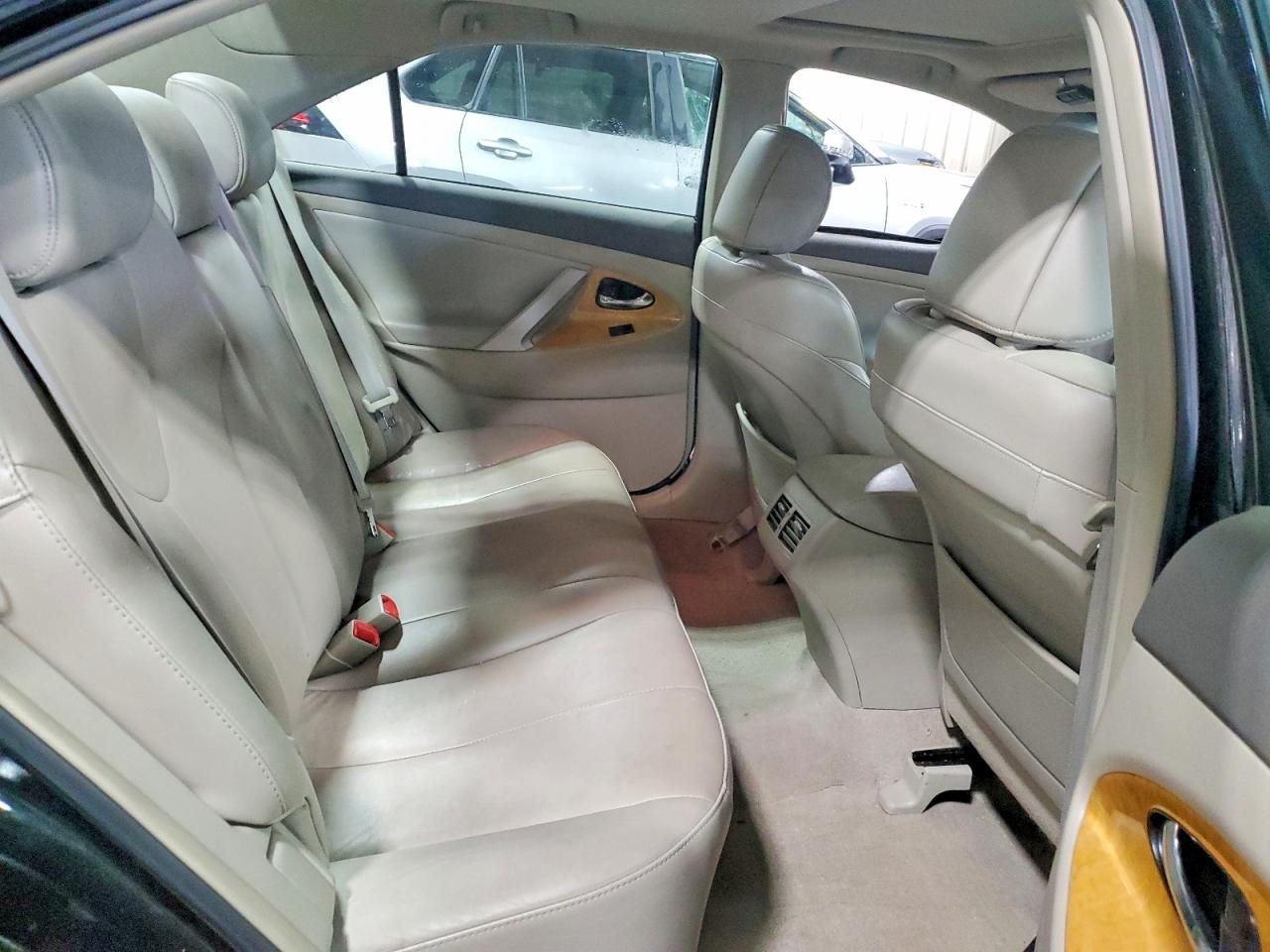 Toyota Camry Xle V6
