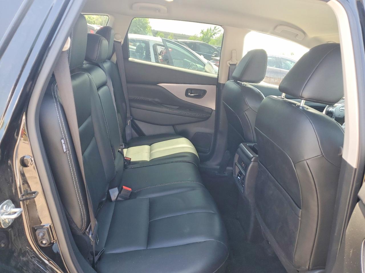 Nissan Murano Sv