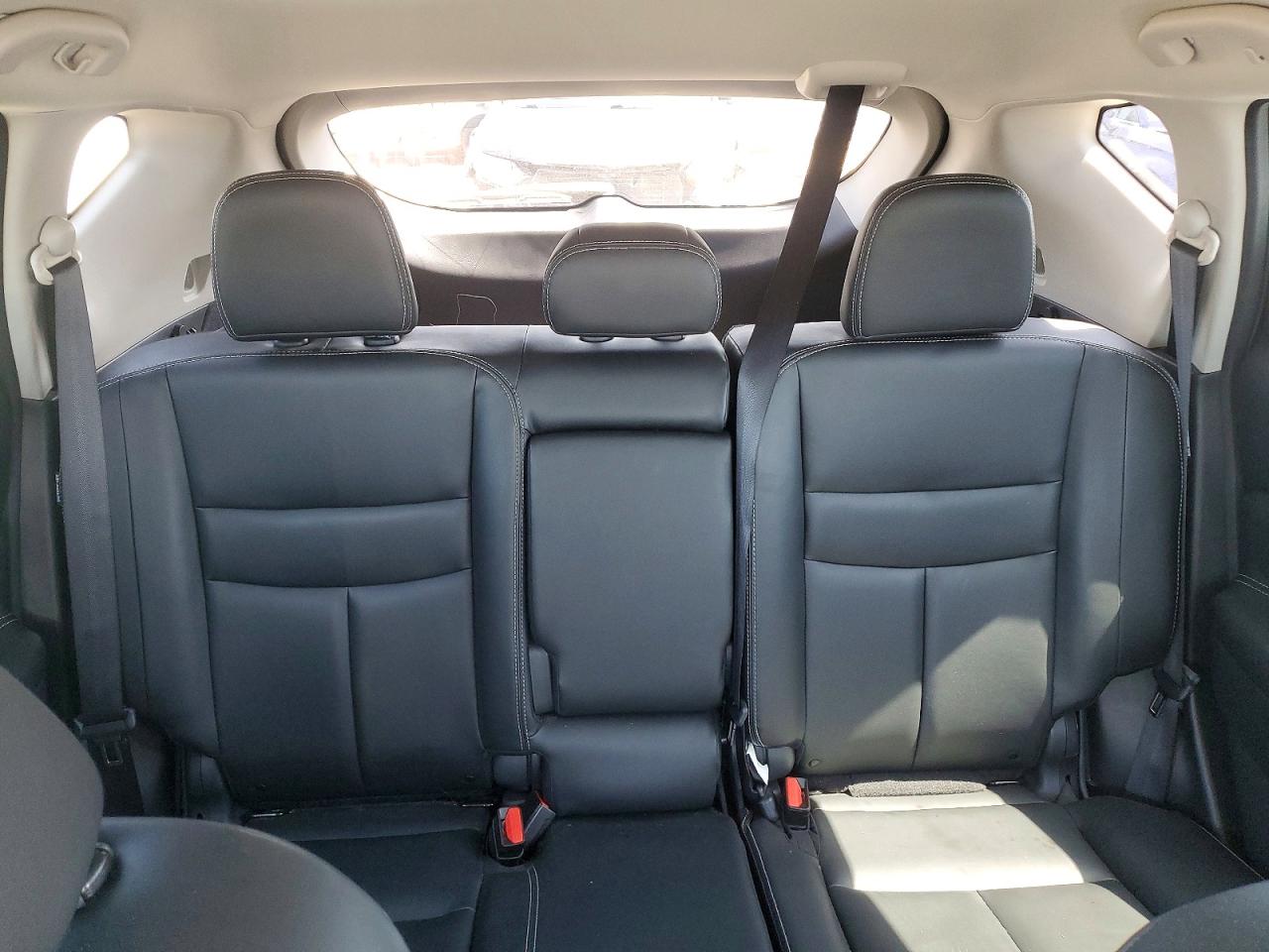 Nissan Murano Sv
