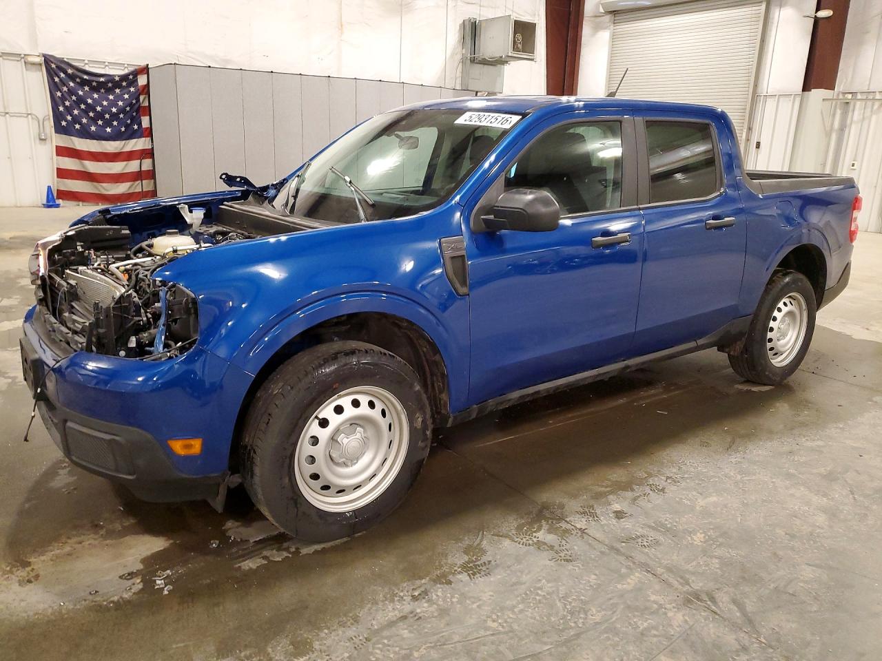 Salvage Ford Maverick Image