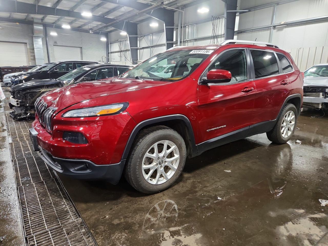 Salvage Jeep Cherokee Image
